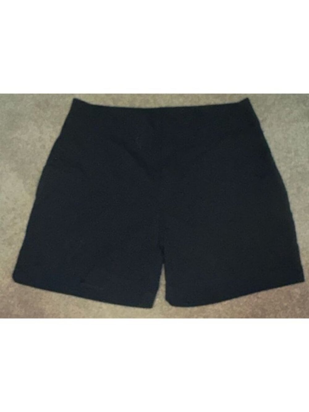 Columbia Womens 12 Black Omni-Shield Hiking Shorts 5-1/2" Inseam Nylon